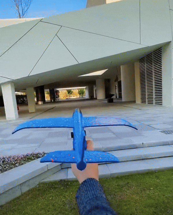 Launch & Soar Glider Set